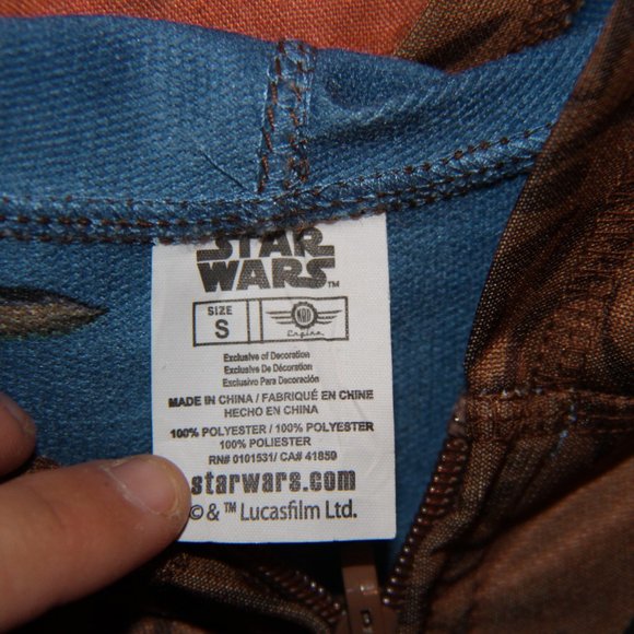 NWT**2PC**Reversible Star Wars Sweatshirt KIDS SIZE S and Wicket Stuffy - Picture 2 of 9